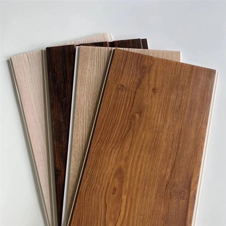 Černý strop PVC