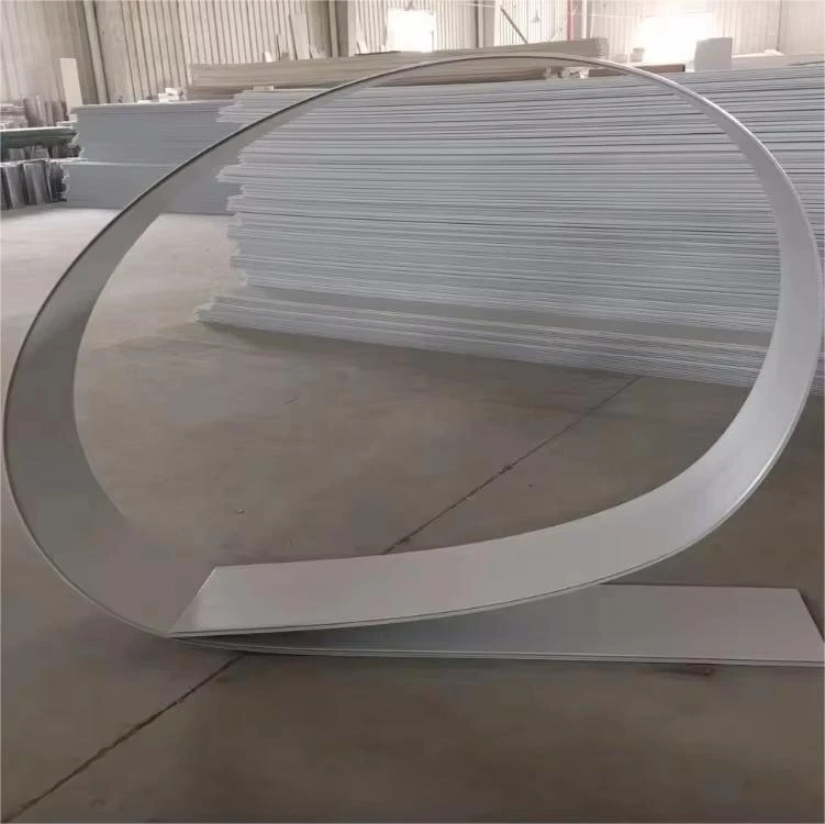 Bílý PVC strop