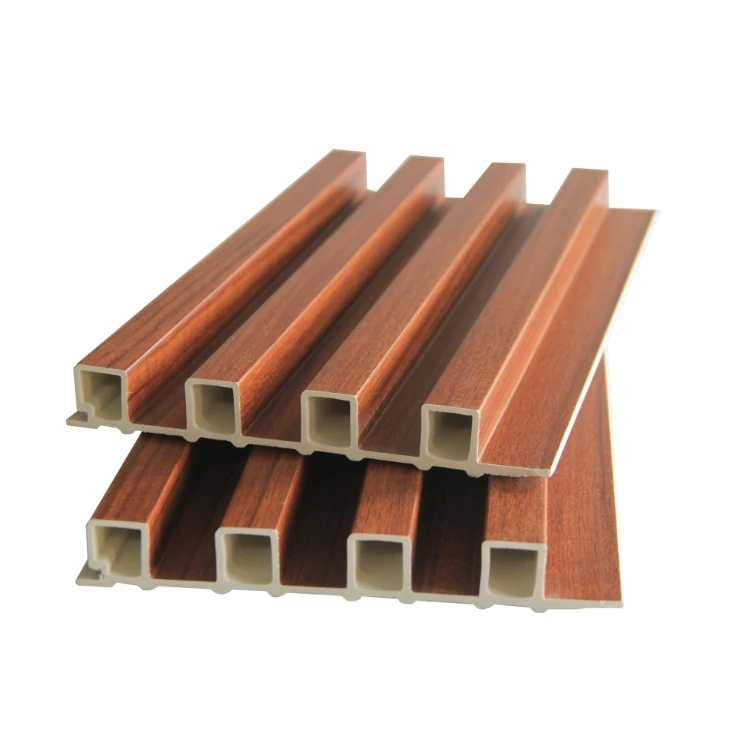 Dekorativní nástěnný panel WPC